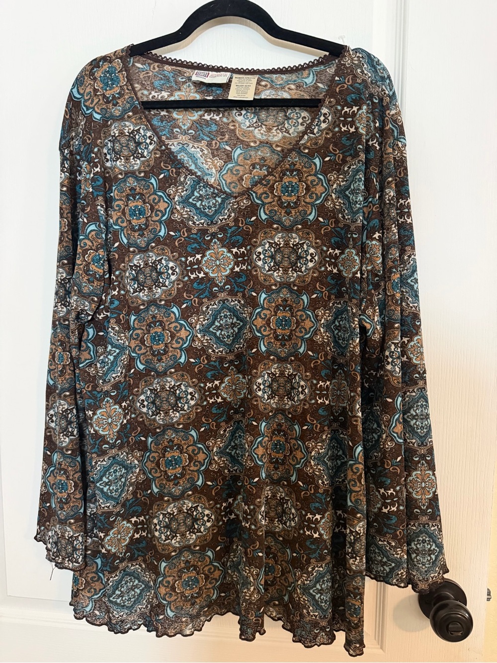 Faded Glory Medallion w/Scalloped Crochet Hem Tunic   Sz 22/24